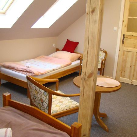 Pensjonat Dworek Baranowka Goniądz Extérieur photo