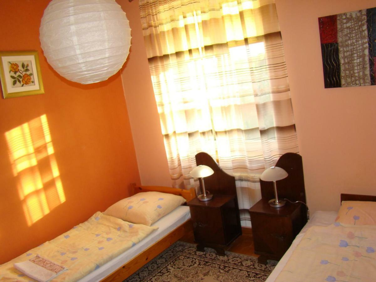 Pensjonat Dworek Baranowka Goniądz Extérieur photo