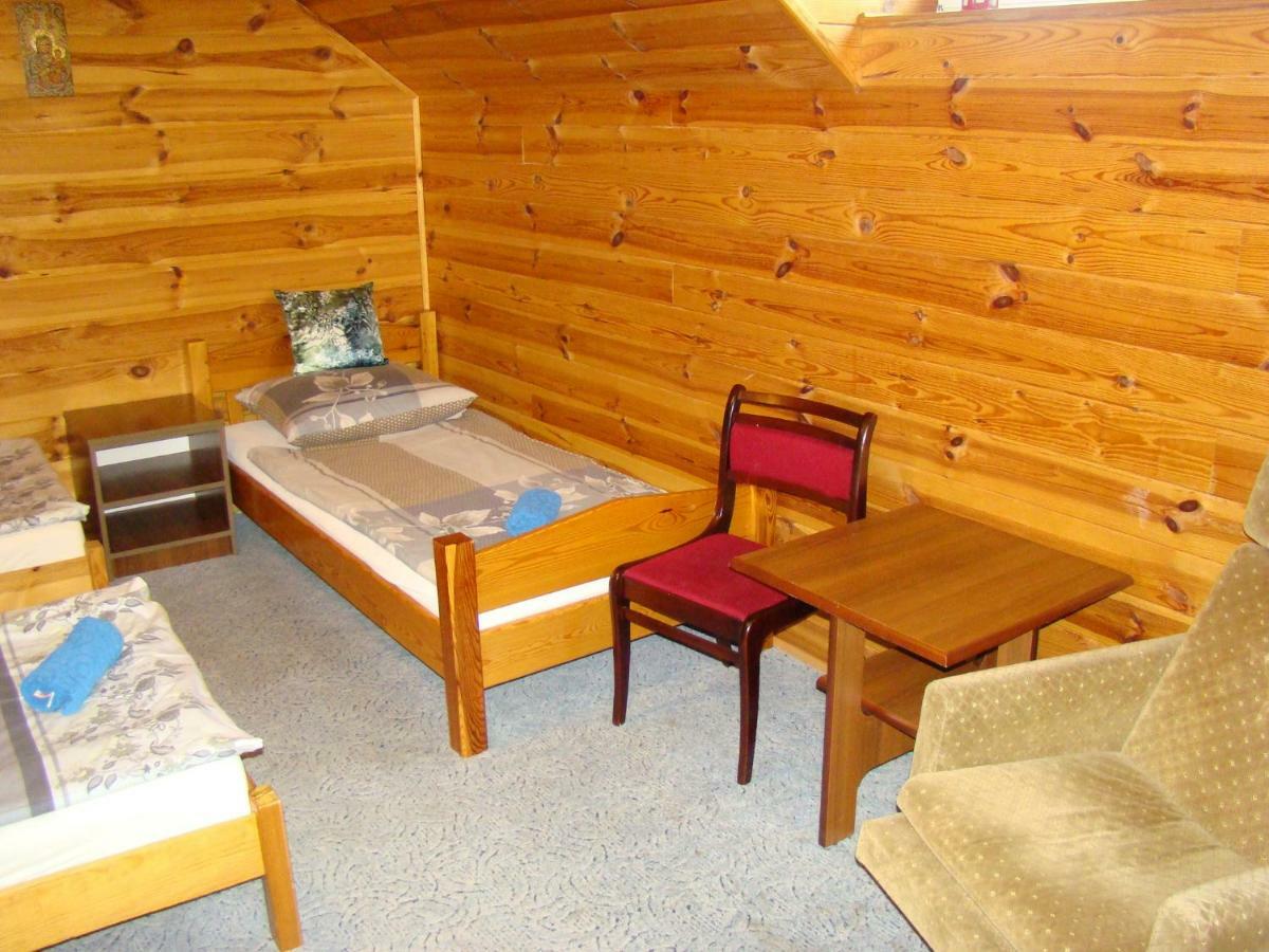 Pensjonat Dworek Baranowka Goniądz Extérieur photo