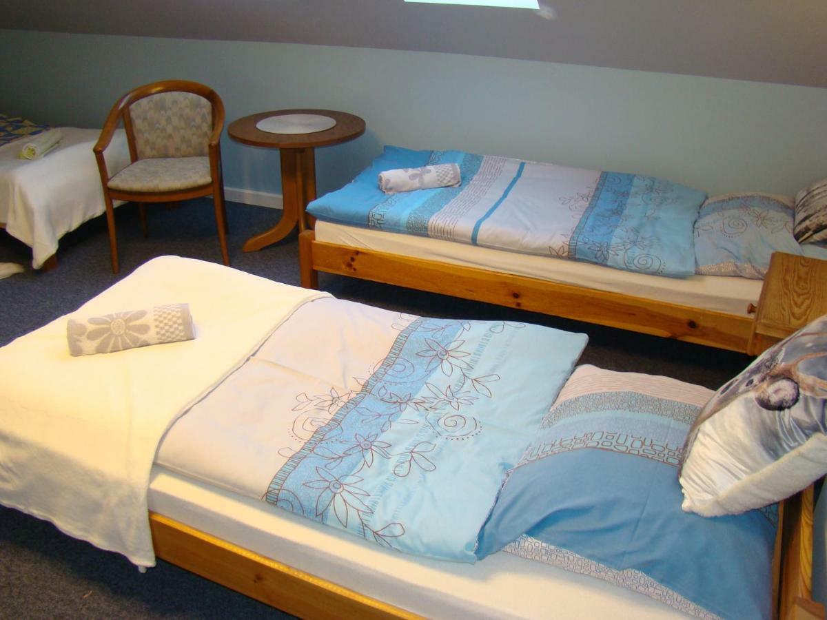 Pensjonat Dworek Baranowka Goniądz Extérieur photo